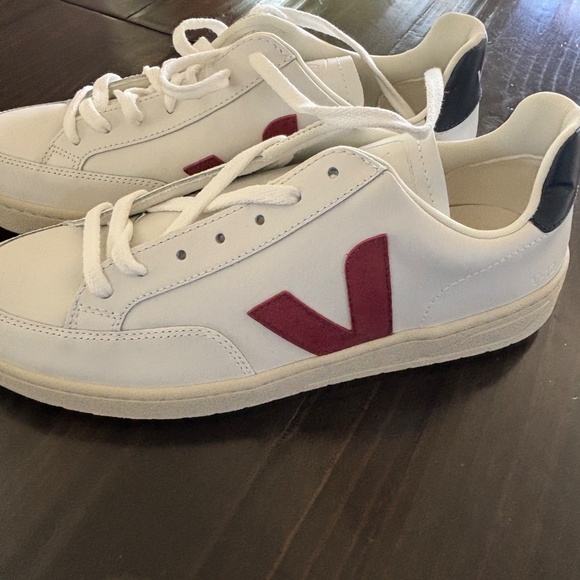 New Veja V-12 leather men’s size 10 - Picture 5 of 10